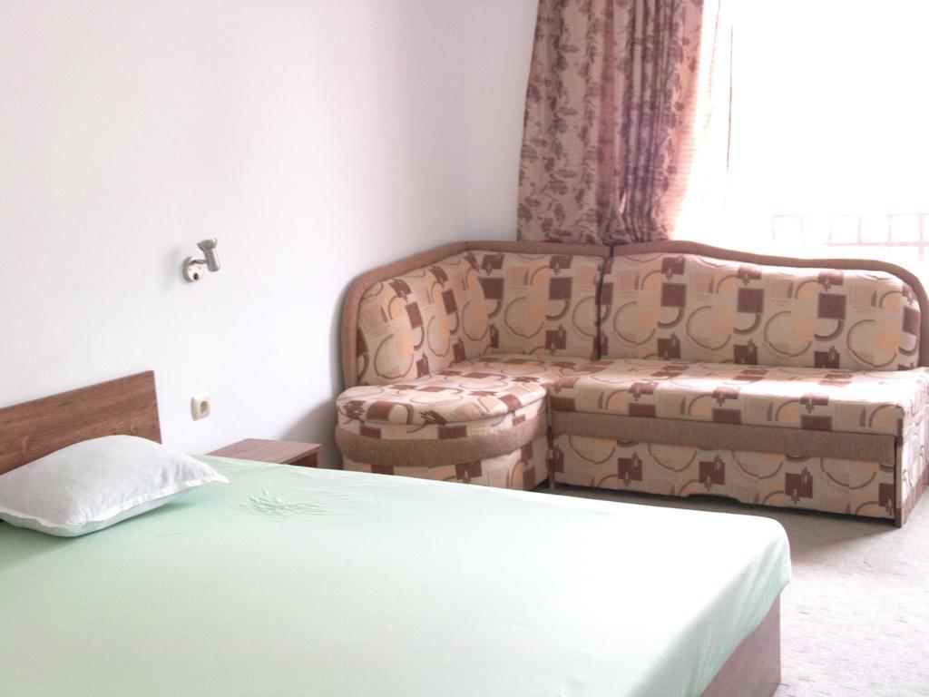 Hotel Neven Primorsko Phòng bức ảnh